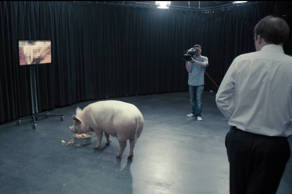 Black mirror